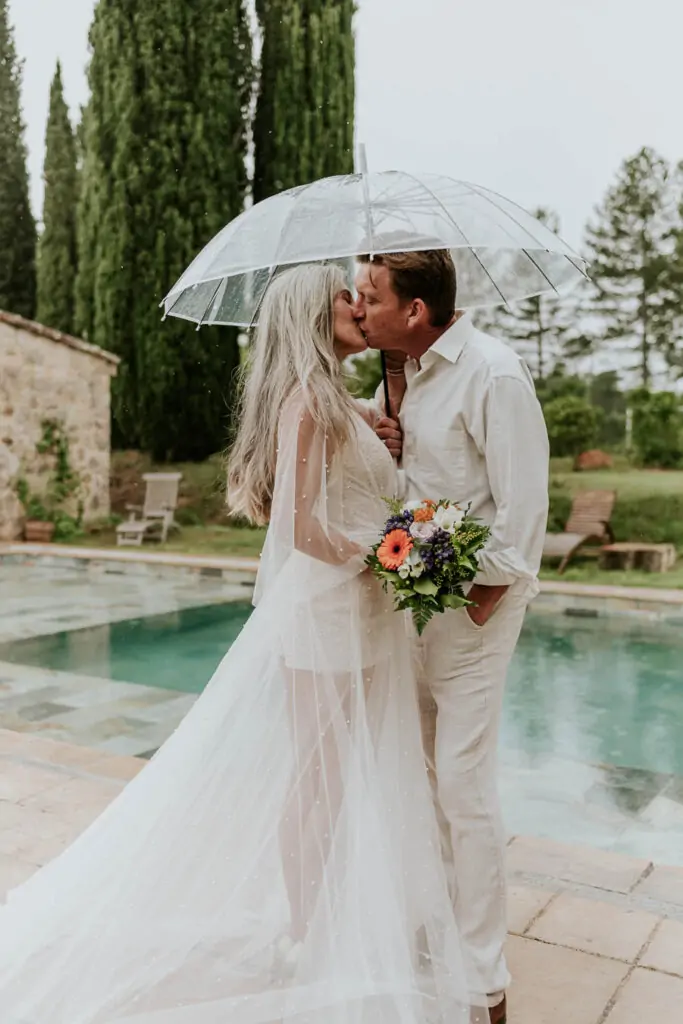 Se marier en mai en Provence, mes conseils de photographe - Séance photo de couple - Nathalie Nencioni - Domaine MP, Lorgues