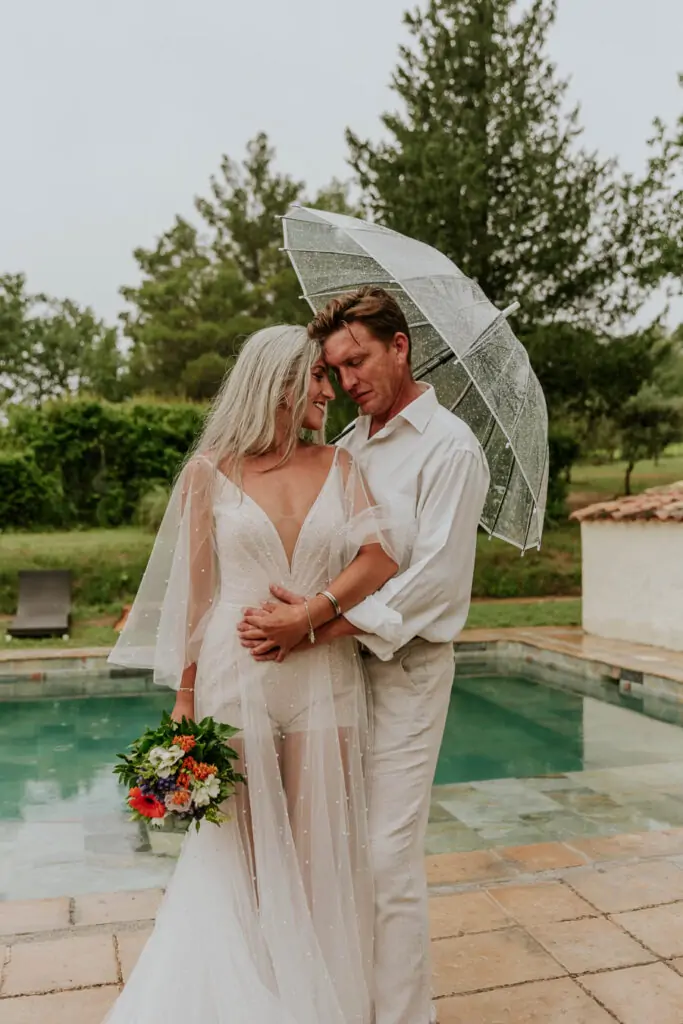 Mariage sous la pluie : conseils d’une photographe du Var - Domaine MP, Lorgues - Photographe mariage Draguignan Nathalie Nencioni