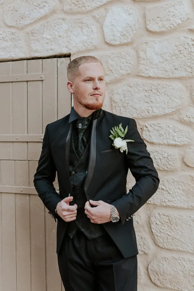 Mariage en hiver, inspiration glam'rock - Lieu : Bastide & moi, Pourrières - Photographe Nathalie Nencioni